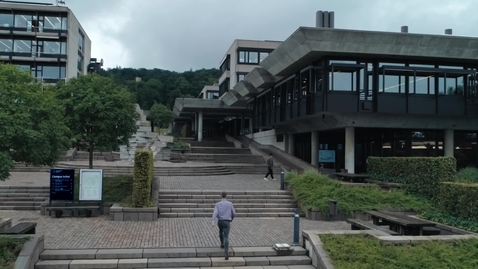 Thumbnail for Superconductor_Titus_Neupert_EN