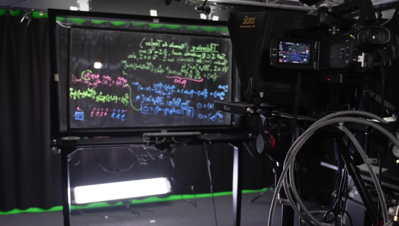 Lightboard (Kathryn-Hess)